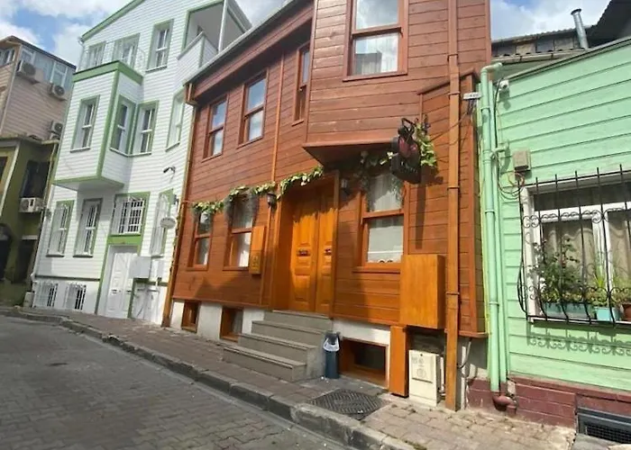 Tree House Sultanahmet